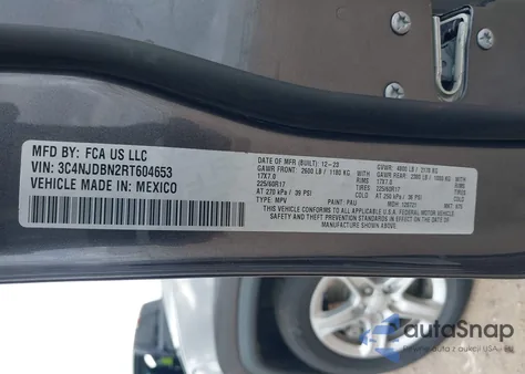 2024 Jeep Compass Latitude 4X4 из США, поврежденный, VIN 3C4NJDBN2RT604653